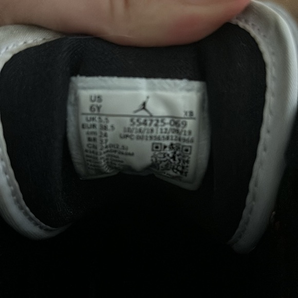 Jordan 1 mid Chicago black toe - Picture 5 of 5